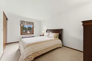 1074 Melinda Dr, Westerville, OH 43081 - Photo 34