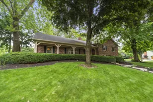 2315 Haverford Rd, Columbus, OH 43220 - Photo 2
