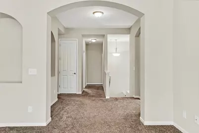 800 Redwood Lane, Lewis Center, OH 43035 - Photo 32