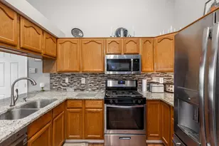 770 W Maple St, Granville, OH 43023 - Photo 14