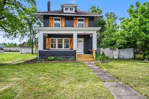 3121 E 5th Ave, Columbus, OH 43219 - Photo 1