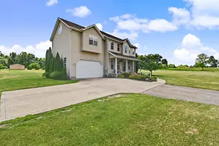 9400 Pleasant Valley Rd, Mount Vernon, OH 43050 - Photo 4