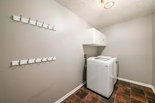 659 Lindridge Dr, Galloway, OH 43119 - Photo 22