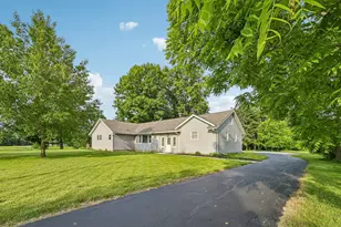 2770 Bixby Rd, Groveport, OH 43125 - Photo 8
