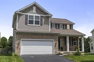 916 Fresno St, Pickerington, OH 43147 - Photo 2