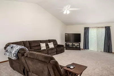5092 Langcroft Drive, Hilliard, OH 43026 - Photo 4