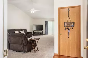 5092 Langcroft Dr, Hilliard, OH 43026 - Photo 6