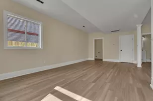 1519 Delbert Rd, Columbus, OH 43219 - Photo 10