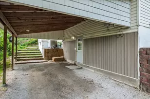 215 N 13th St, Newark, OH 43055 - Photo 4