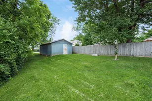 215 N 13th St, Newark, OH 43055 - Photo 36