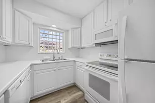 1208 Woodbrook, Columbus, OH 43223 - Photo 2