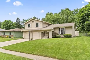 244 Colony Ct, Gahanna, OH 43230 - Photo 2