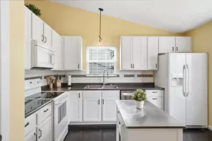 1399 Meeks Meadow Dr, Columbus, OH 43223 - Photo 20