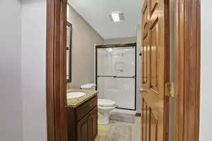 5887 Highland Hills Dr, Westerville, OH 43082 - Photo 88