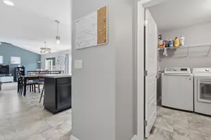 565 Rolling Acre Dr, Lithopolis, OH 43136 - Photo 12
