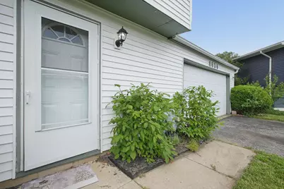 8636 Brookcrest Court, Galloway, OH 43119 - Photo 6