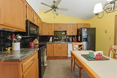 1089 Esther Drive, Columbus, OH 43207 - Photo 8
