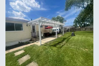 4730 Edinburgh Lane, Columbus, OH 43229 - Photo 2
