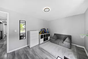 2224 Kilbourne Ave, Columbus, OH 43229 - Photo 24