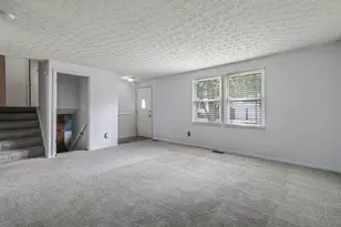 1690 Americana Ct, Columbus, OH 43229 - Photo 12