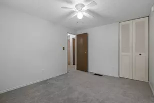 1690 Americana Ct, Columbus, OH 43229 - Photo 30