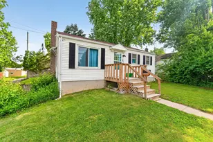 319 Colton Ave, Bellefontaine, OH 43311 - Photo 2