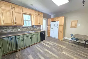 634 Cherry St, Galion, OH 44833 - Photo 16