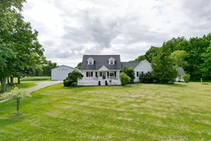 14569 Douglas Ln Rd, Centerburg, OH 43011 - Photo 2
