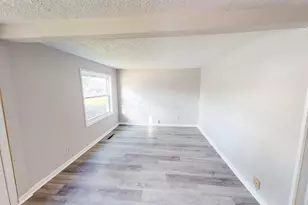 705 Riverview Dr, Columbus, OH 43202 - Photo 8