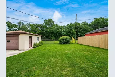 380 Topsfield Road, Columbus, OH 43228 - Photo 6