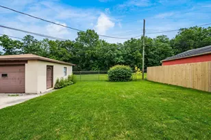 380 Topsfield Rd, Columbus, OH 43228 - Photo 6