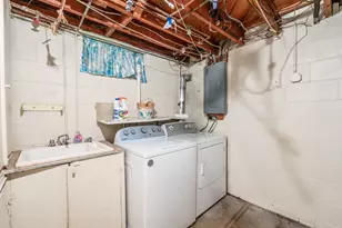 380 Topsfield Rd, Columbus, OH 43228 - Photo 36