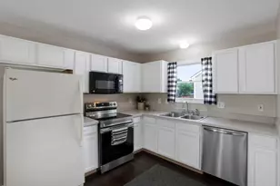 405 Ruffin Dr, Galloway, OH 43119 - Photo 12