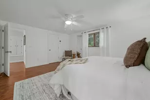 1870 Hickory Hill Dr, Columbus, OH 43228 - Photo 32