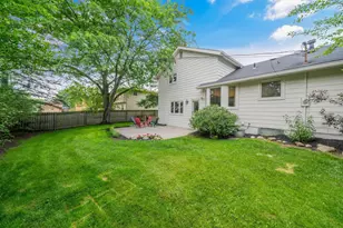 1870 Hickory Hill Dr, Columbus, OH 43228 - Photo 52