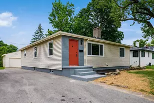 4277 Beechgrove Dr, Grove City, OH 43123 - Photo 2