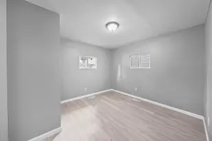 354 S Harris Ave, Columbus, OH 43204 - Photo 20