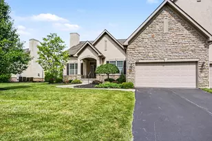 4848 Scenic Creek Dr, Powell, OH 43065 - Photo 2
