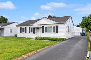 4493 St Ann Ln, Columbus, OH 43213 - Photo 2
