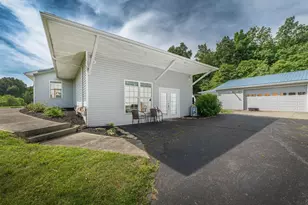 12345 Pleasant Valley Rd NE, Utica, OH 43080 - Photo 4