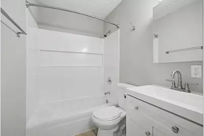 4696 Tarryton Court S #3H, Columbus, OH 43228 - Photo 8