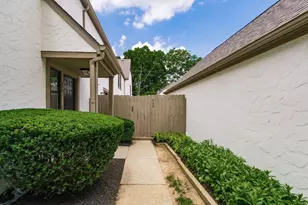 434 Edinburgh Rd, Dublin, OH 43017 - Photo 2