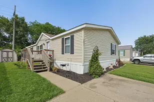 1100 Thornwood Dr SW, Heath, OH 43056 - Photo 2