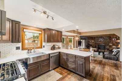 10224 Fairfax Drive, Pickerington, OH 43147 - Photo 12