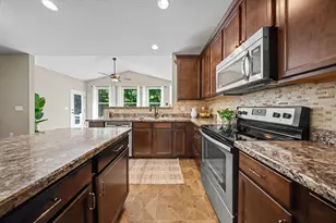 7679 Whitepine Ridge Ct, Reynoldsburg, OH 43068 - Photo 6