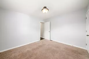 5432 Sharon Park Ave, Columbus, OH 43214 - Photo 24