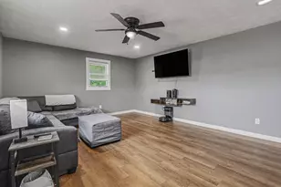 5300 Friendship Dr, New Concord, OH 43762 - Photo 6