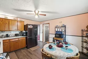 10575 Fitzgerald Outlet St, Mount Sterling, OH 43143 - Photo 8