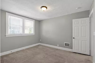 228 N Warren Avenue, Columbus, OH 43204 - Photo 22
