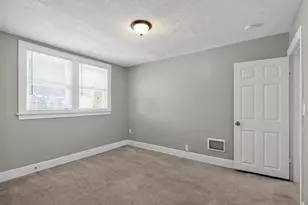228 N Warren Ave, Columbus, OH 43204 - Photo 22